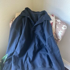 BRANDY MELVILLE COLLARED SWEATSHIRT NAVY